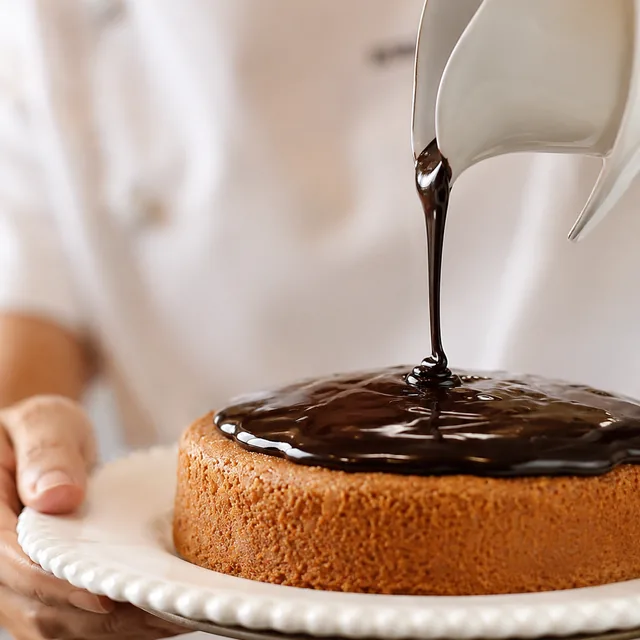 Bolo de chocolate com ganache